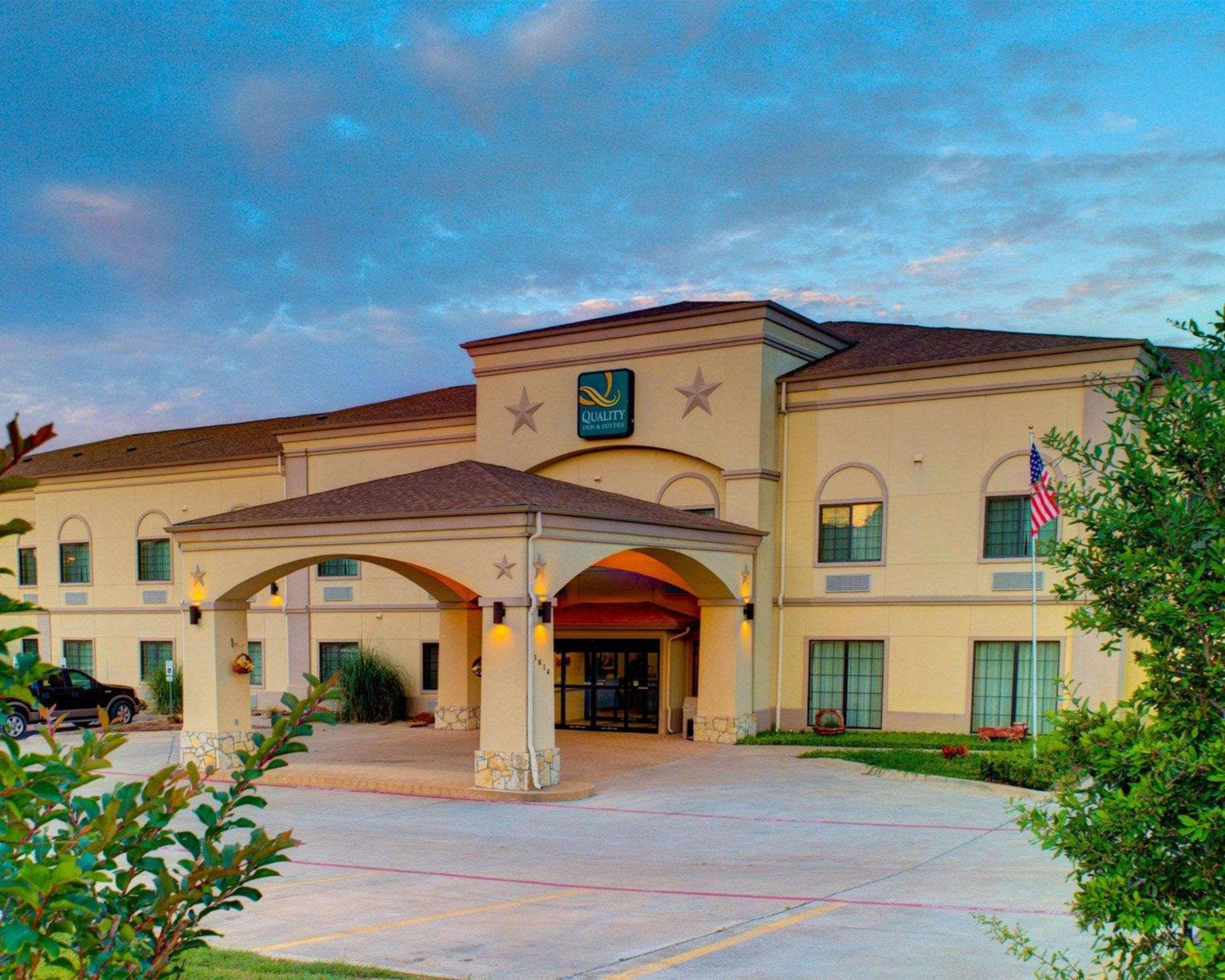 Quality Inn & Suites - Glen Rose Zewnętrze zdjęcie