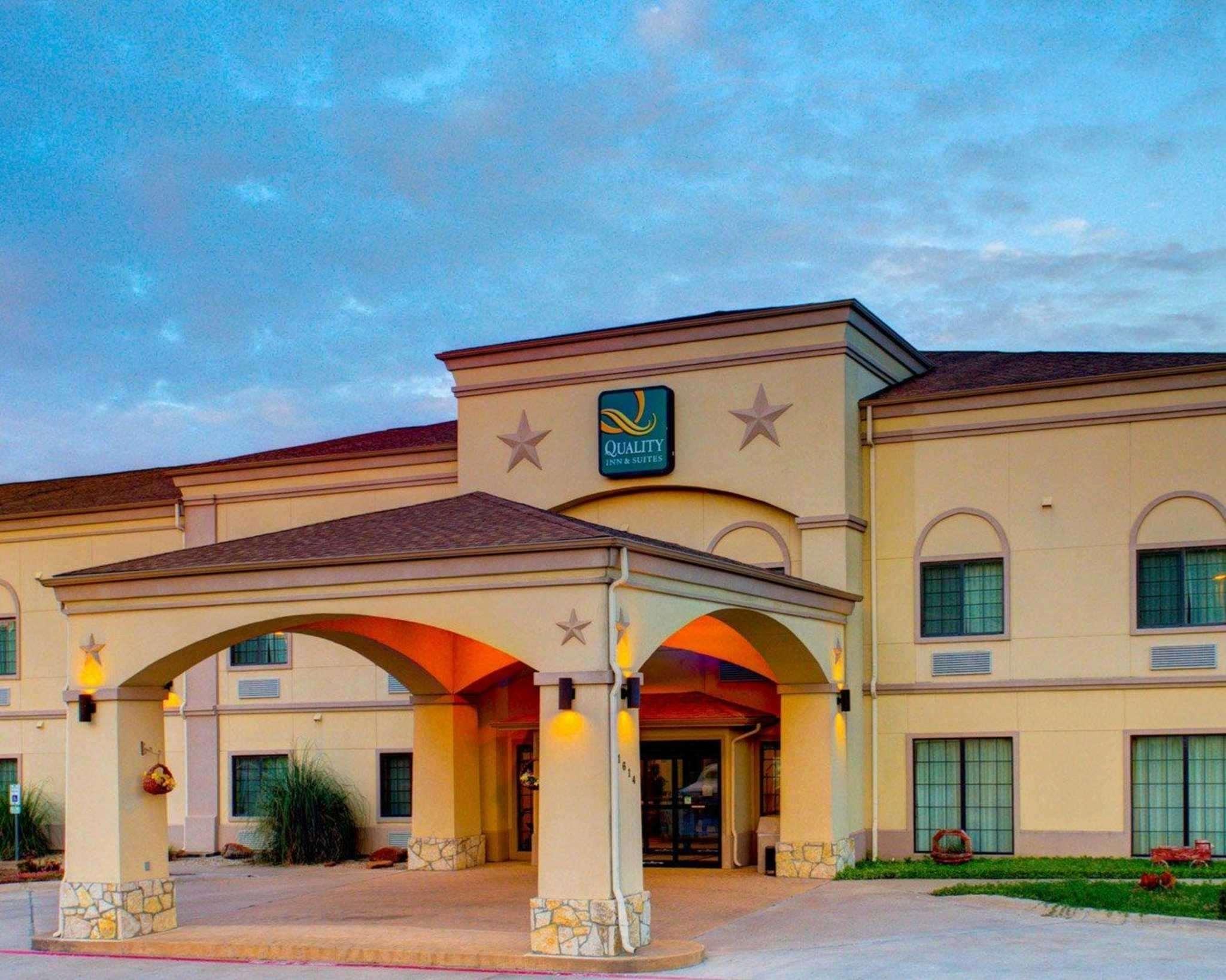 Quality Inn & Suites - Glen Rose Zewnętrze zdjęcie